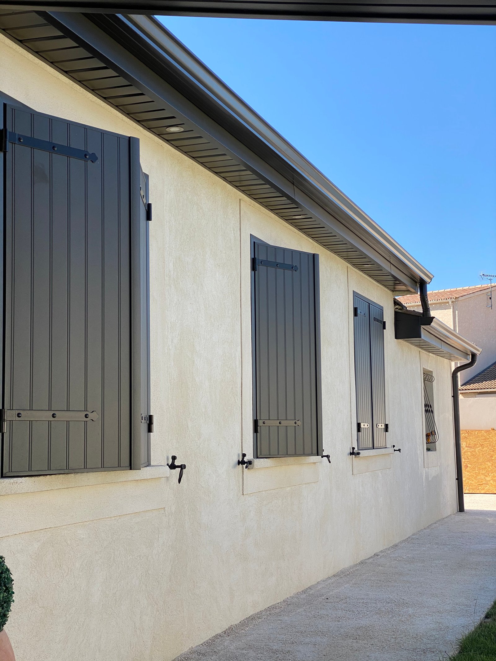 Camion atelier gouttière aluminium