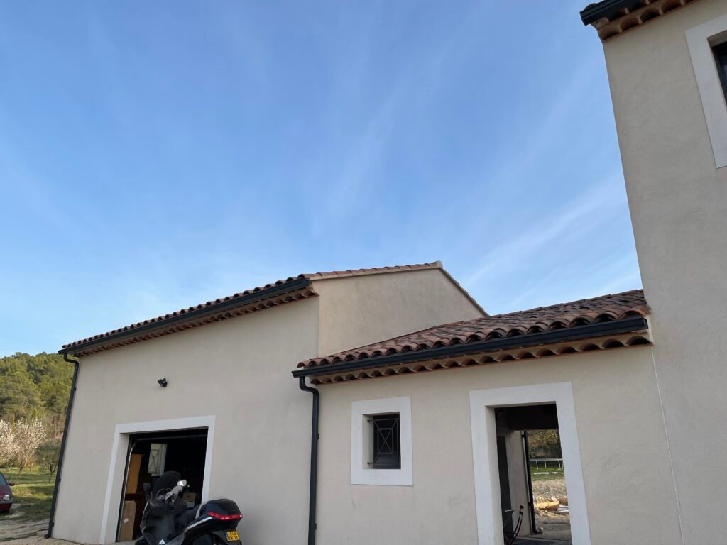 Gouttières en aluminium à Martigues