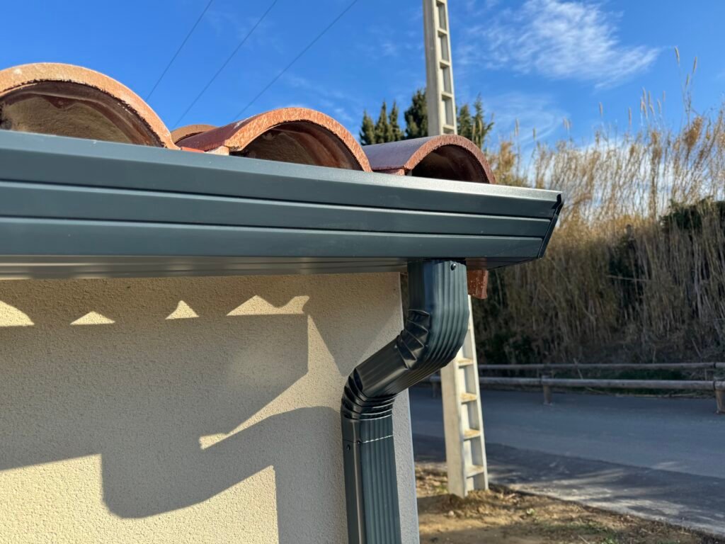 Forme trapèze couleur noir sablée