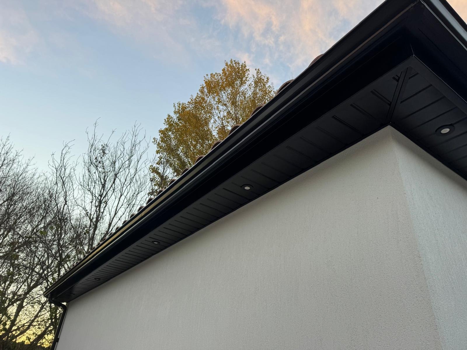 PHOTO-2025-11-26-17-14-48 3